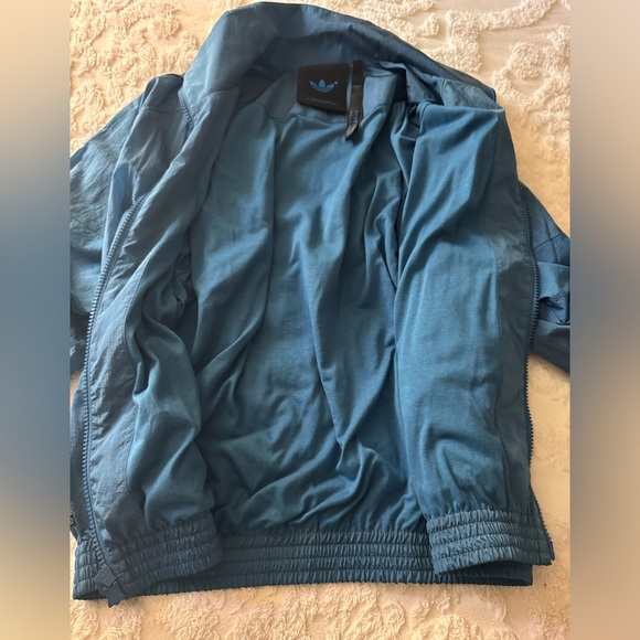 Mens Adidas  Jacket “ End Plastic Waste” Blue Version M As New Track Top - Picture 13 of 16